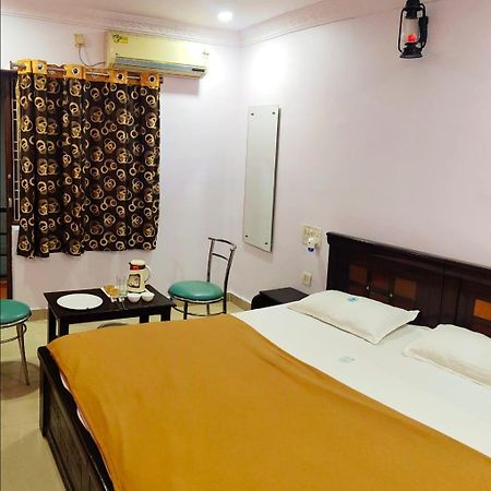 Sv Guest Rooms Visakhapatnam Luaran gambar